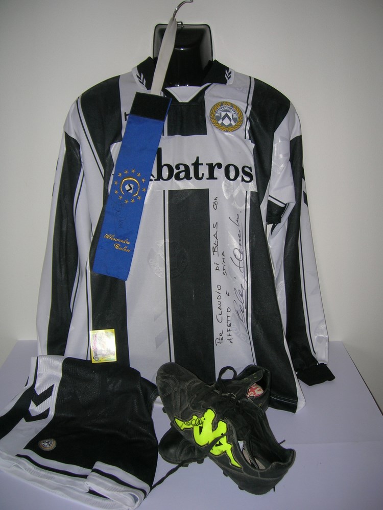 Calori tutto originale, indossato e autografato,scarpe,maglia,e fascia da capitano